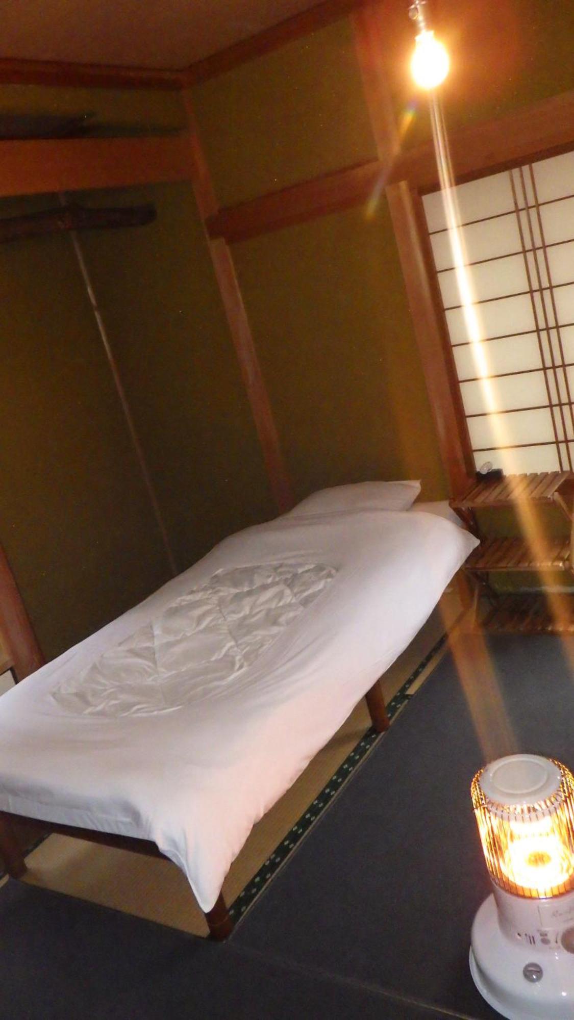 Cosmos Guesthouse Miyoshi  Buitenkant foto