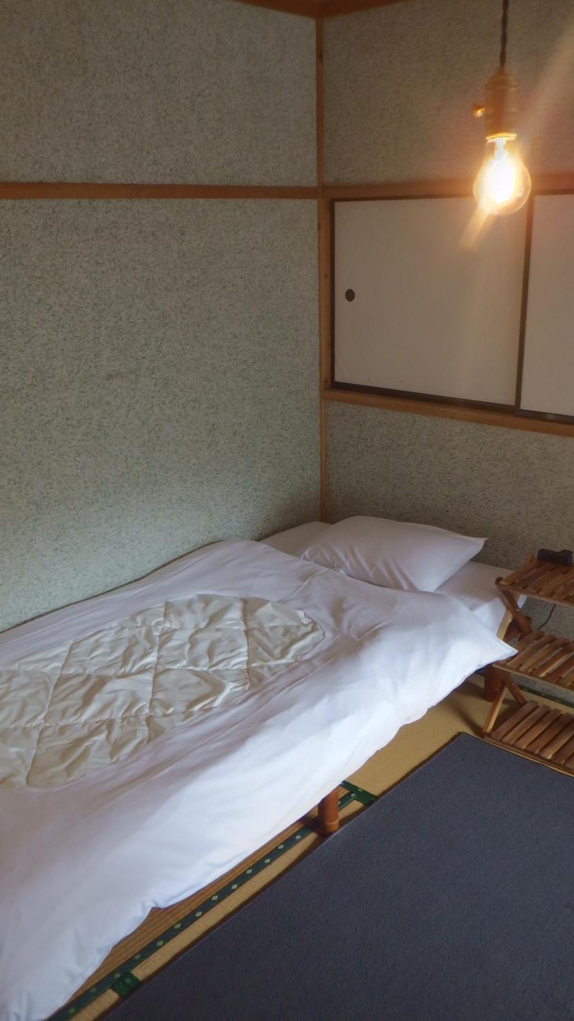 Cosmos Guesthouse Miyoshi  Buitenkant foto