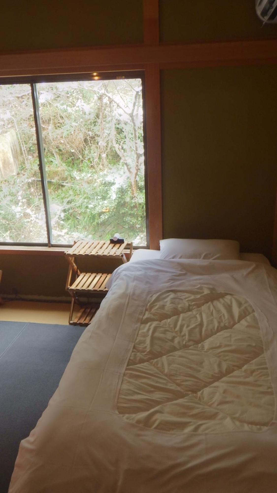 Cosmos Guesthouse Miyoshi  Buitenkant foto